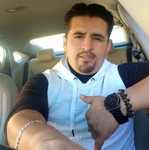 Meet your Posher, Diego